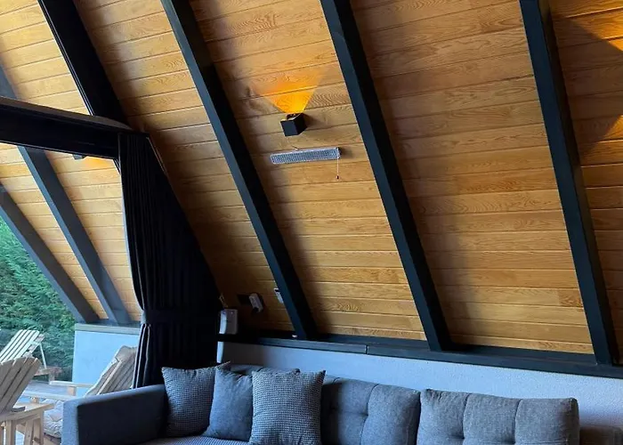 빌라 Zeyno 사판자